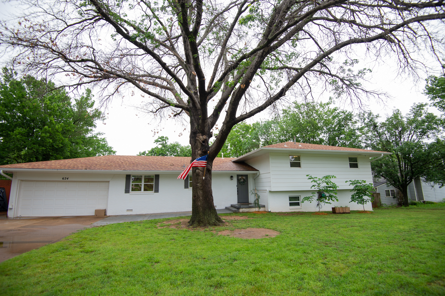 624 North Willow Drive